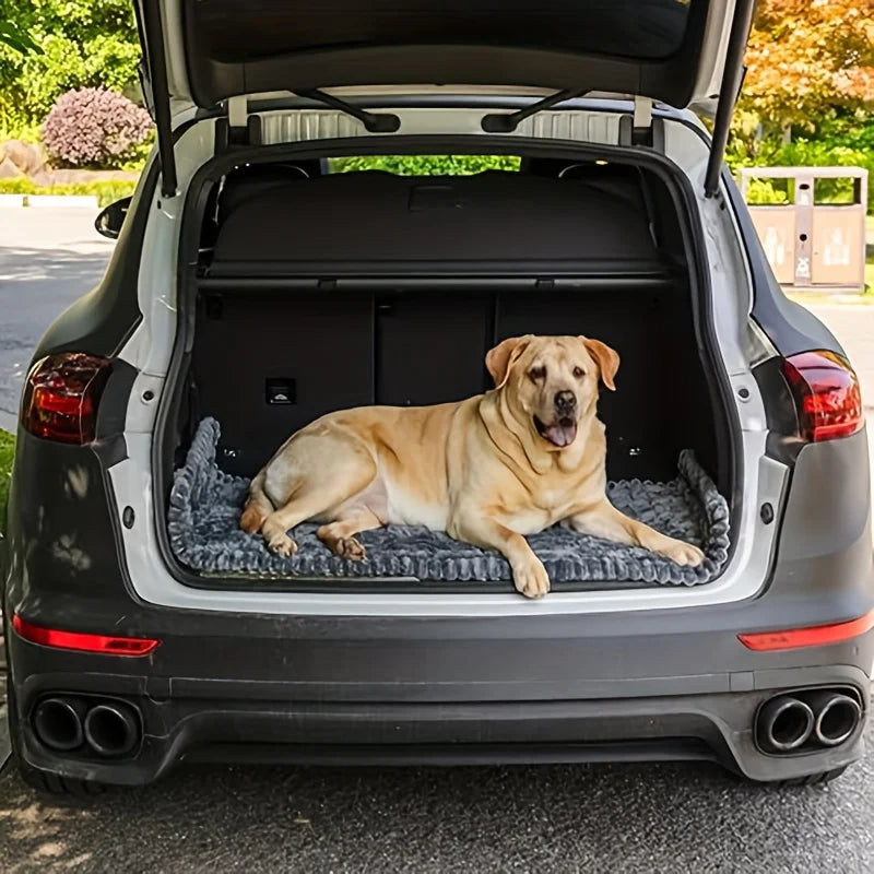 Premium Hundebett - passgenau für die Autoplatinum